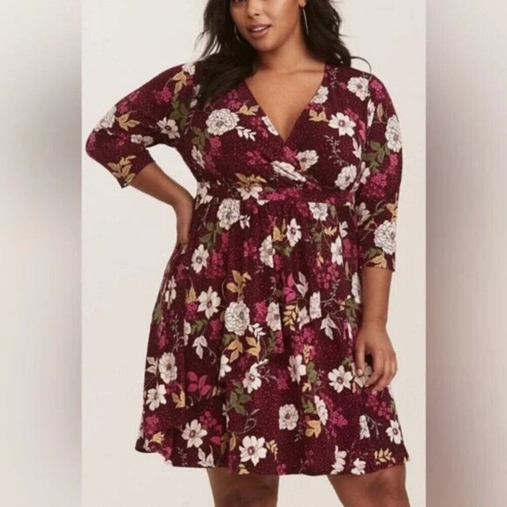 Torrid Sz 2‎ Studio Knit Faux Wrap Mini Dress Womens 2X (18/20) Wine Pink Floral